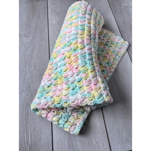 Vintage Other - Vintage pastel crochet kids baby blanket